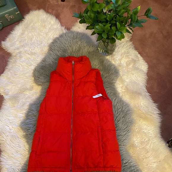 Old Navy Jackets & Blazers - Old Navy Red Puffer Vest